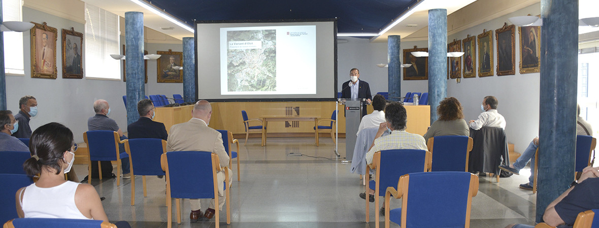 Un instant durant la trobada amb la Comissió de la Variant i el Departament de Territori.